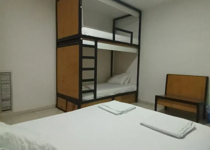 Nueve Uno Hostel