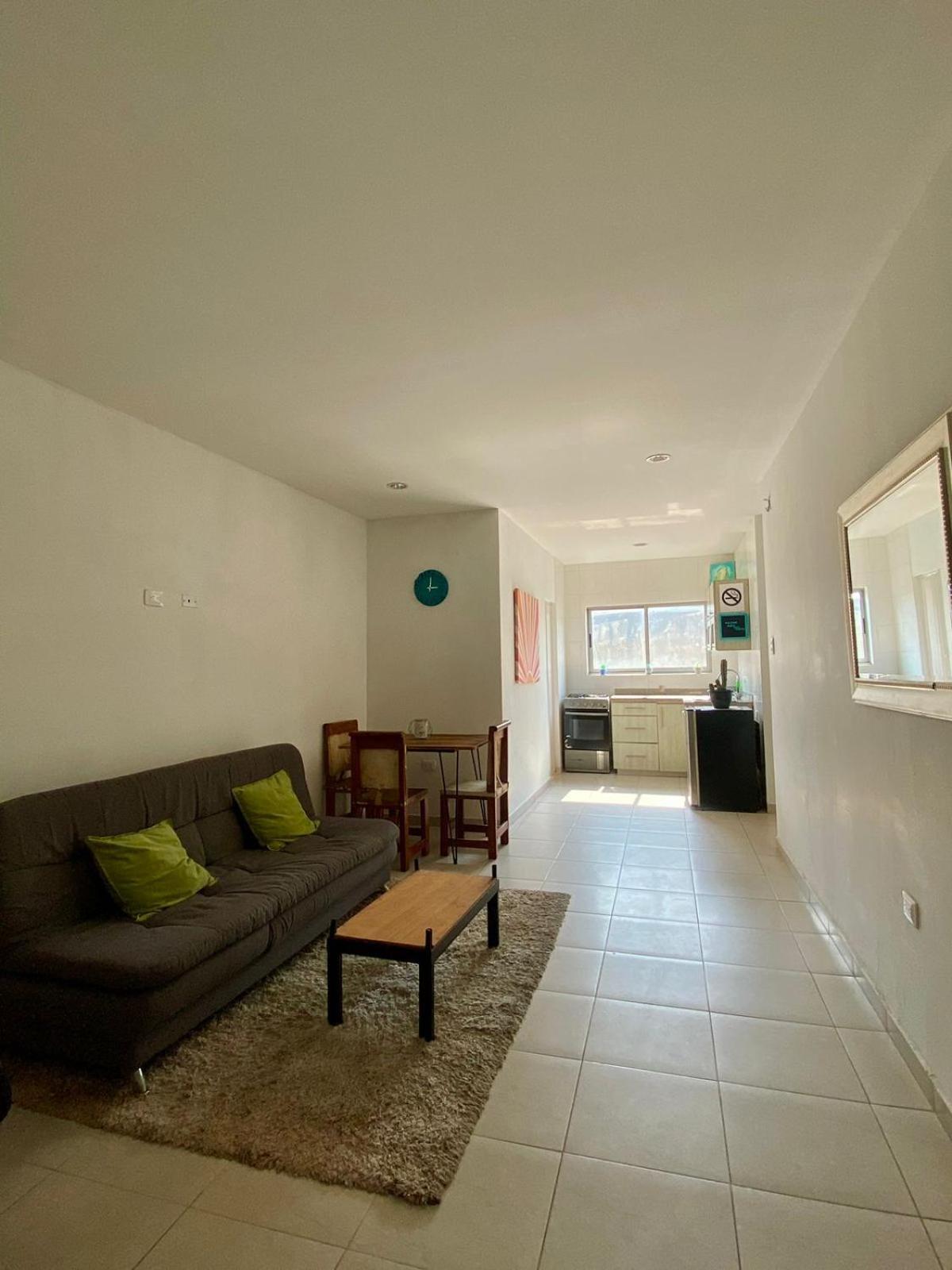 Nueve Uno Hostel